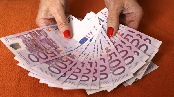 
                    СМИ узнали о планах ЕС одобрить кредит Украине на &euro;90 млрд без согласия Венгрии

        
