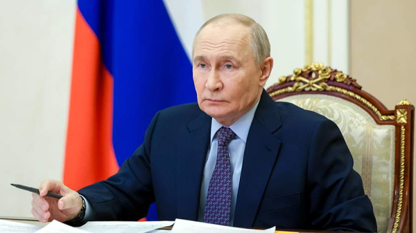 
                    Путин поручил распространить кредитные каникулы на отражавших вторжение в РФ

        